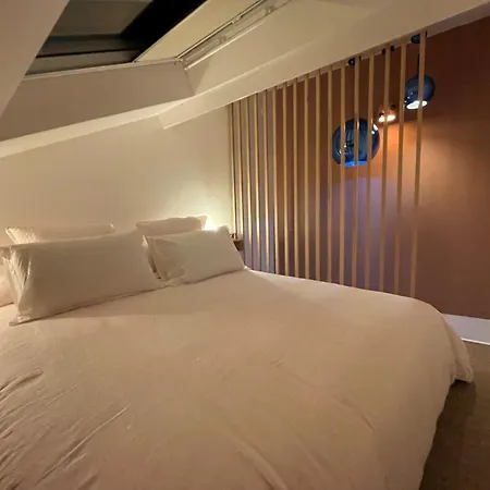 Pensión La Petite Maison De - Privatisation De Charme 5 étoiles Au Cœur Du Village - Maison 3 5*