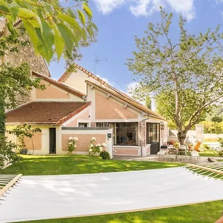 Affittacamere La Petite Maison De Giverny - Privatisation Gite De Charme 5 Etoiles Au Coeur Du Village - 3 Chambres 5*
