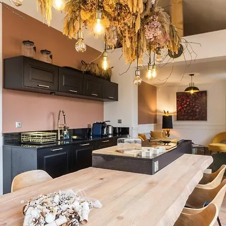 La Petite Maison De - Privatisation De Charme 5 étoiles Au Cœur Du Village - Maison 3 Pensión