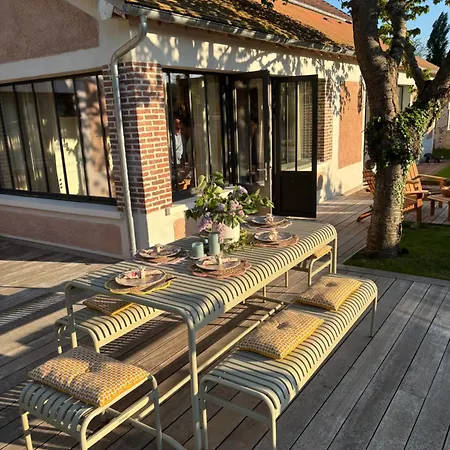 La Petite Maison De - De Charme 5 Etoiles Au Coeur Du Village - Maison 3 3 Salles De Bain - Jardin - Privatisation