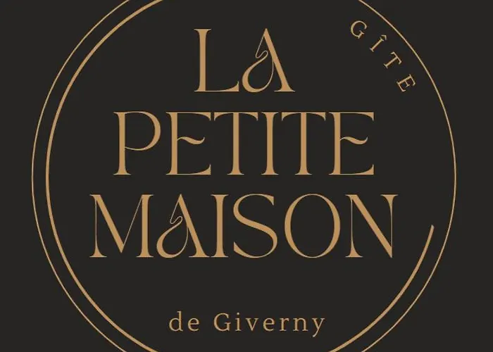 Πανσιόν La Petite Maison De - De Charme 5 Etoiles Au Coeur Du Village - Maison 3 3 Salles De Bain - Jardin - Privatisation 5*